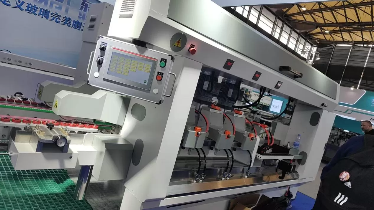 solar-glass-double-round-edge-machine-2.jpg